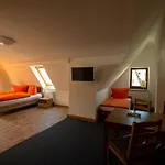Hostel Wurzelrudis